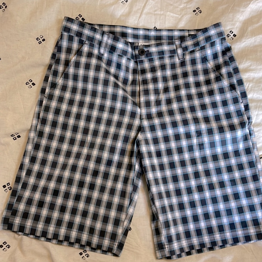 Men’s IZOD Golf Shorts